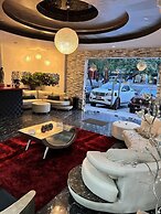 Basha Hotel & Restaurant