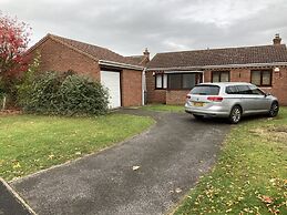 Spacious Detached Bungalow With Ample Parking