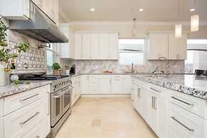 Malbec by Avantstay Incredible Estate w/ Panoramic Views & Bocce Ball