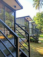 Kaliraya Surf Kamp by Eco Hotel Laguna