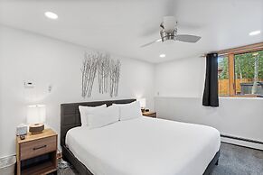 Alpine Drive #106b by Summit County Mountain Retreats