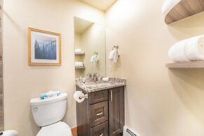 Alpine Drive #106b by Summit County Mountain Retreats