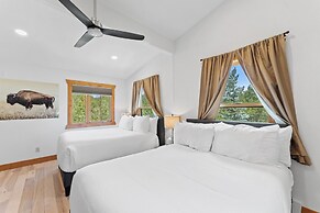 Alpine Drive #106b by Summit County Mountain Retreats