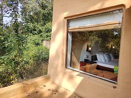 Saccharum Safari Lodge