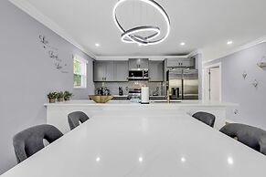 Charlotte Spacious Home