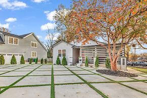 Charlotte Spacious Home