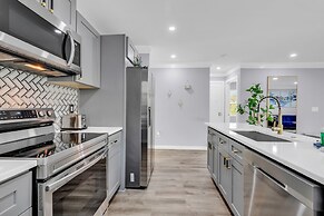 Charlotte Spacious Home