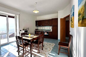 Apartment With Panoramic Terrace on Amalfi Coast