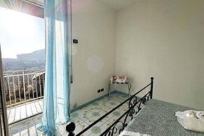 Apartment With Panoramic Terrace on Amalfi Coast