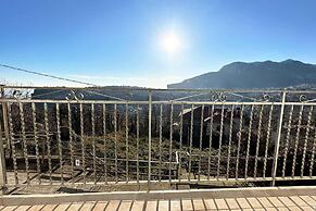 Apartment With Panoramic Terrace on Amalfi Coast