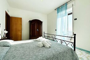 Apartment With Panoramic Terrace on Amalfi Coast