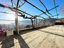 Apartment With Panoramic Terrace on Amalfi Coast