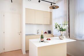 Palazzo Miracoli Apartments