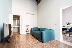 Palazzo Miracoli Apartments