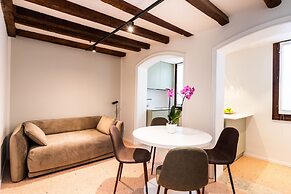 Palazzo Miracoli Apartments