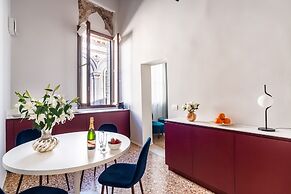 Palazzo Miracoli Apartments