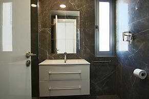 Phaedrus Living Luxury Suite Nicosia 501
