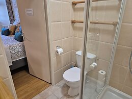 La Fiere Bridge Guesthouse