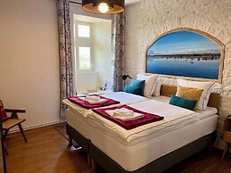 La Fiere Bridge Guesthouse