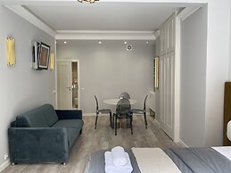 Crystal Lodge - LoftAffair Collection