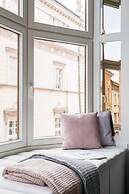 Crystal Lodge - LoftAffair Collection