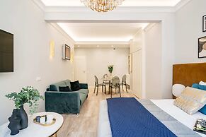 Crystal Lodge - LoftAffair Collection