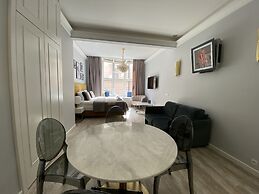 Crystal Lodge - LoftAffair Collection