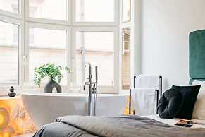 Crystal Lodge - LoftAffair Collection