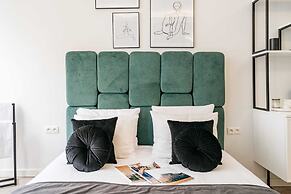 Crystal Lodge - LoftAffair Collection