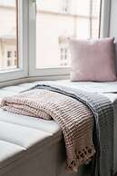 Crystal Lodge - LoftAffair Collection