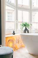 Crystal Lodge - LoftAffair Collection