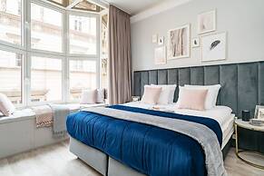 Crystal Lodge - LoftAffair Collection