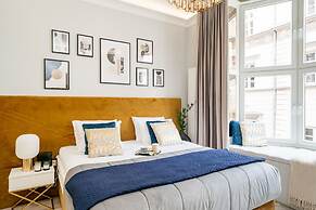 Crystal Lodge - LoftAffair Collection