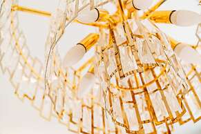 Crystal Lodge - LoftAffair Collection