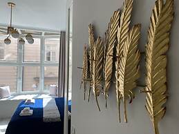 Crystal Lodge - LoftAffair Collection