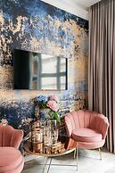 Crystal Lodge - LoftAffair Collection