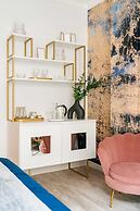 Crystal Lodge - LoftAffair Collection