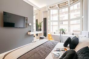 Crystal Lodge - LoftAffair Collection