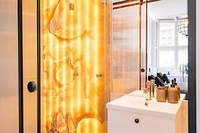 Crystal Lodge - LoftAffair Collection