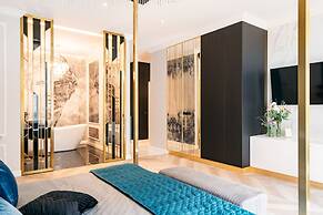 Crystal Lodge - LoftAffair Collection