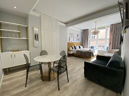 Crystal Lodge - LoftAffair Collection