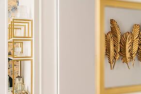 Crystal Lodge - LoftAffair Collection