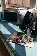 Crystal Lodge - LoftAffair Collection