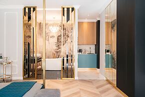 Crystal Lodge - LoftAffair Collection