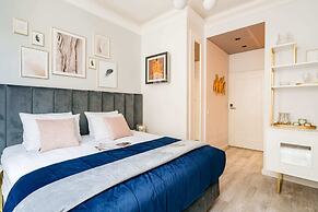 Crystal Lodge - LoftAffair Collection