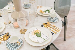 Crystal Lodge - LoftAffair Collection