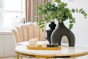 Crystal Lodge - LoftAffair Collection