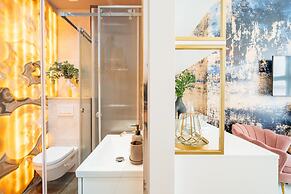 Crystal Lodge - LoftAffair Collection