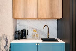 Crystal Lodge - LoftAffair Collection