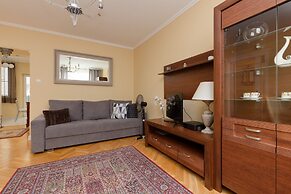 Miodowa Apartment Krasiński Garden